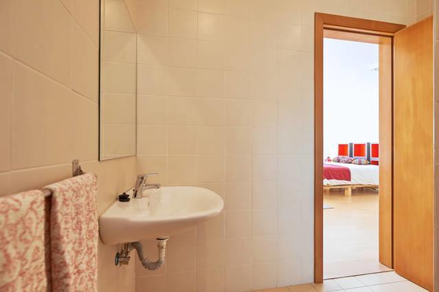 Industrial Loft Apartment Terrugem Ngoại thất bức ảnh